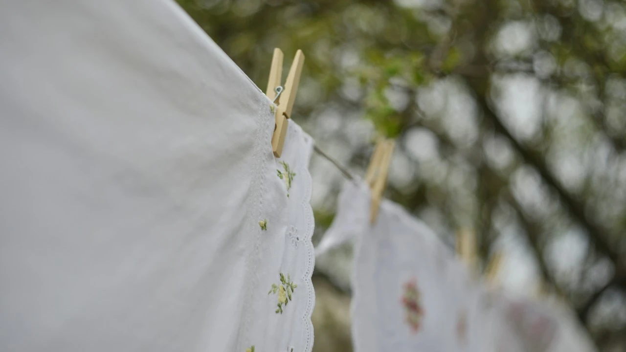 How to wash linen so it gets better, not worse